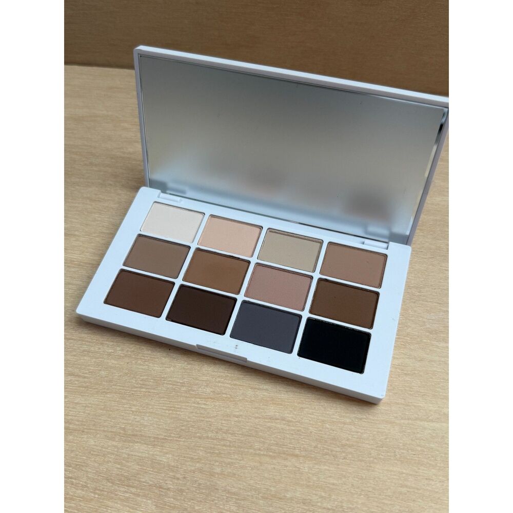 Makeup By Mario Master Mattes THE NEUTRALS Eye Palette 12 Shades New In Box - Picture 2 of 6